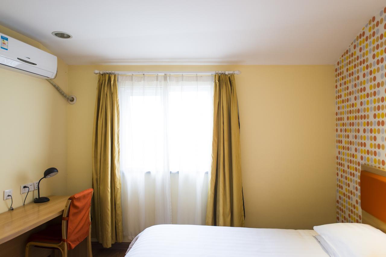 Home Inn Shanghai Hongqiao Terminal Jinshajiang Road Changfeng Екстериор снимка